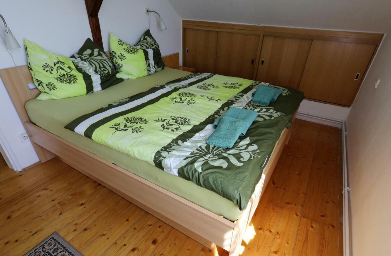 Apartman Skalka Mnichovo Hradiště Zewnętrze zdjęcie