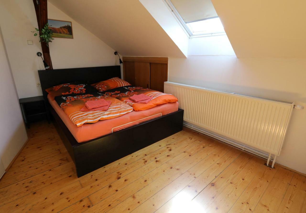 Apartman Skalka Mnichovo Hradiště Zewnętrze zdjęcie
